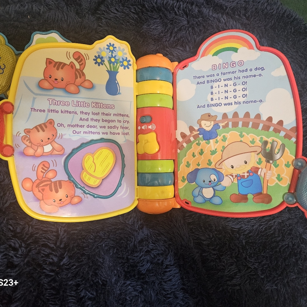 VTECH RHYME AND DISCOVER BOOK - Picture 3 of 3